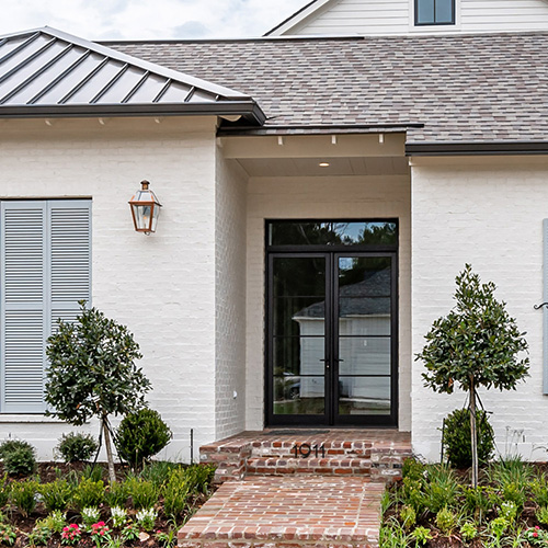 10 Wonderful White Paint Colors for Home Exteriors by Houzz